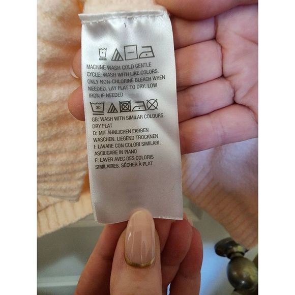 G.I.L.I Women's Pullover Sweater Turtleneck Keyhole Cable Knit Peach Size Large - Picture 3 of 6